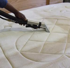 Deep Mattress Cleaning